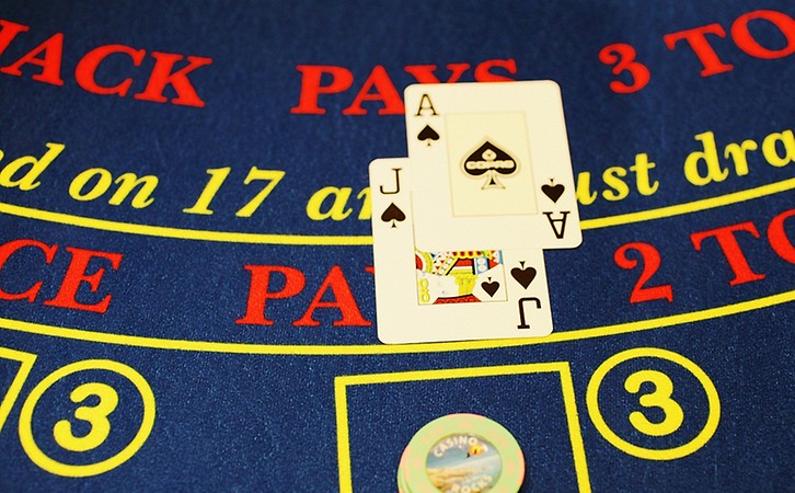 Rocks Hotel & Casino