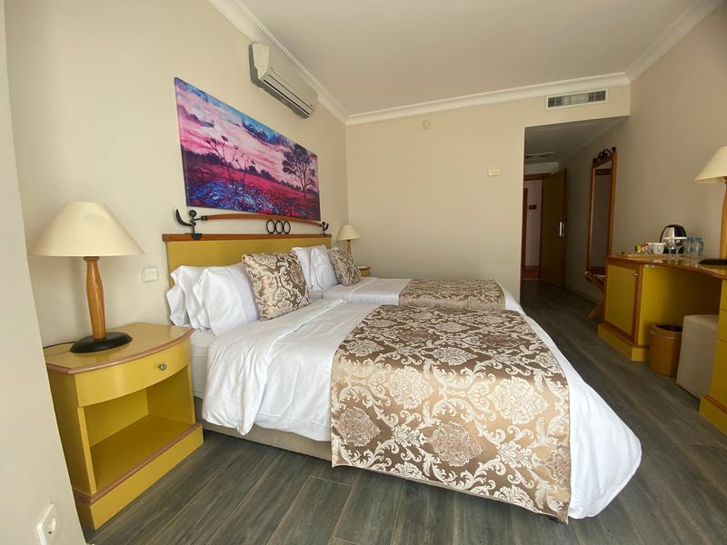 Roseira Beach Resort
