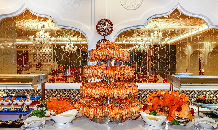 Royal Taj Mahal