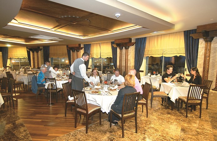 Royal Wings Hotel