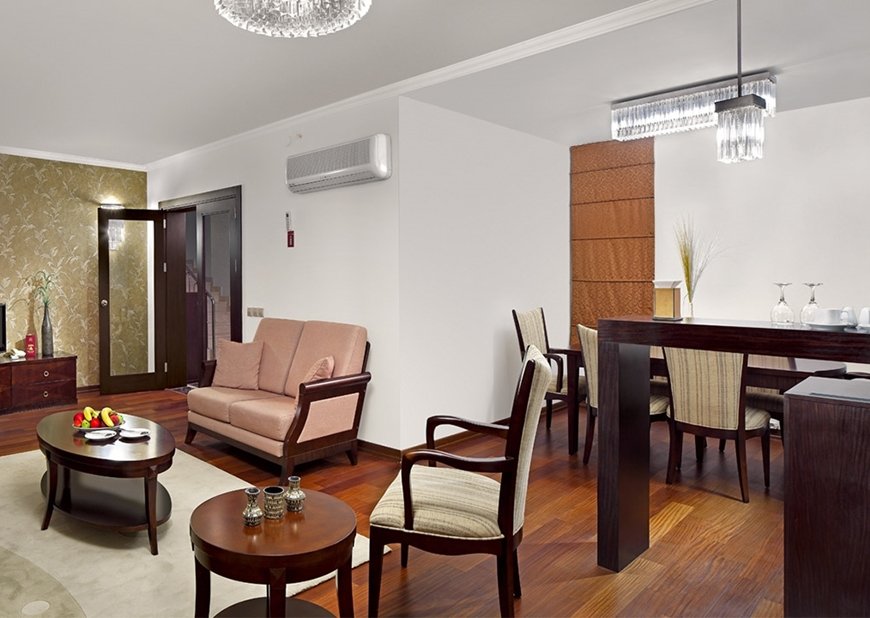 Şah Inn Paradise