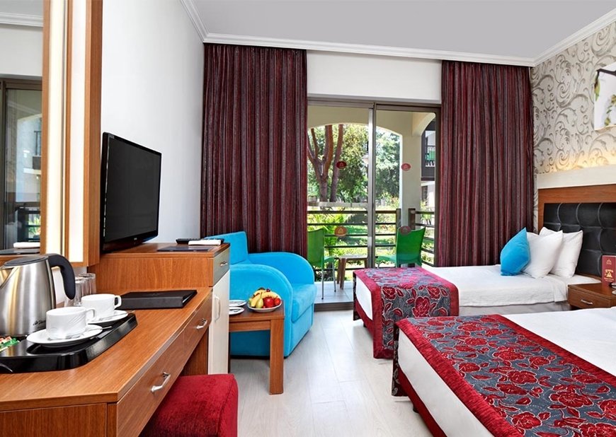 Şah Inn Paradise