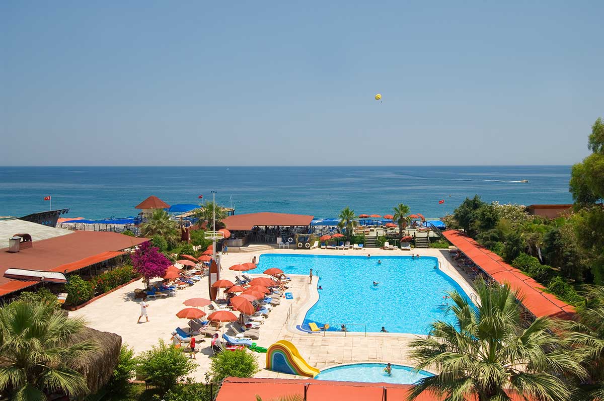 Sailor's Beach Club
