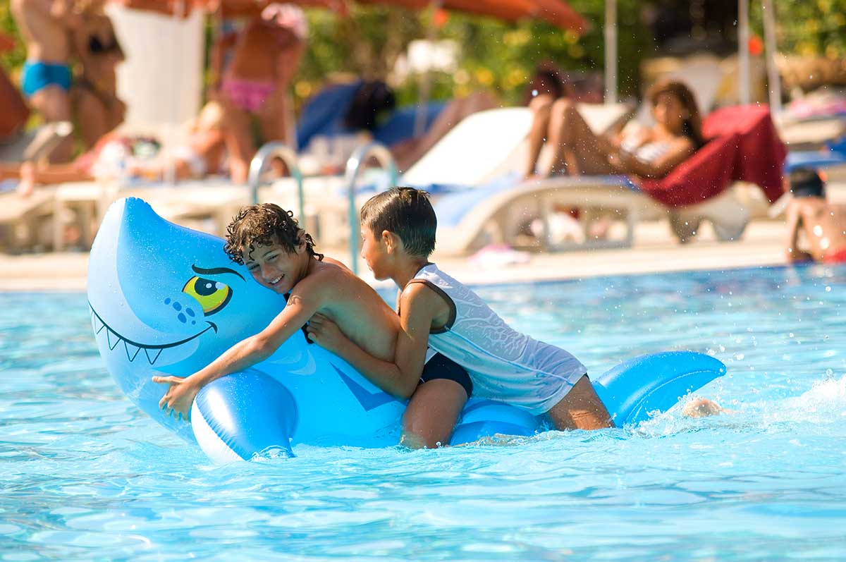 Sailor's Beach Club