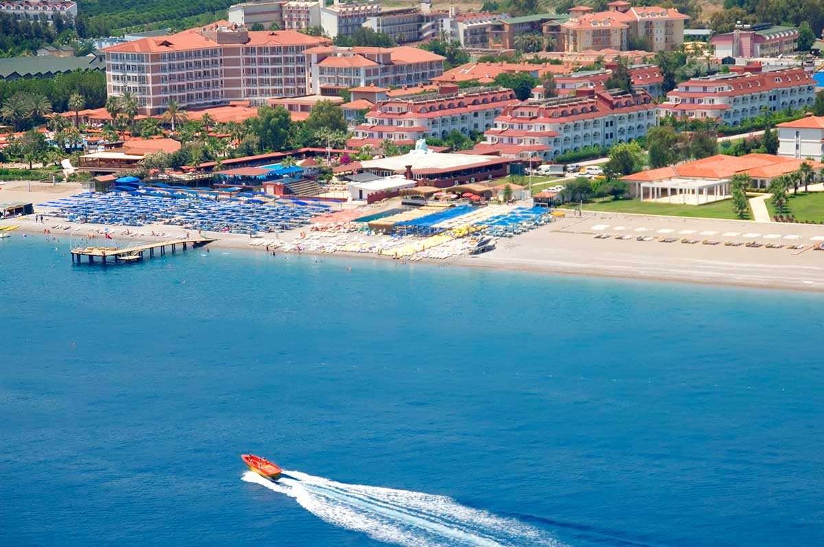 Sailor's Beach Club