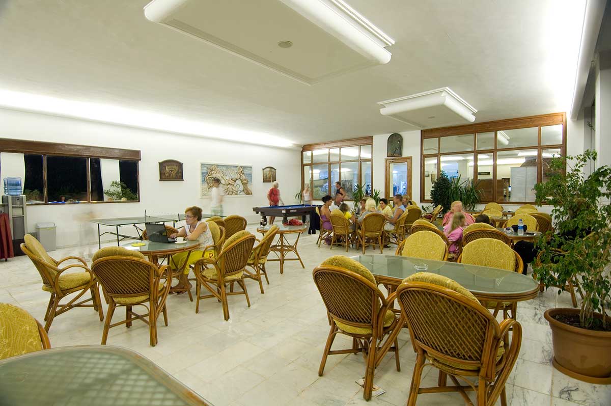 Sailor's Beach Club