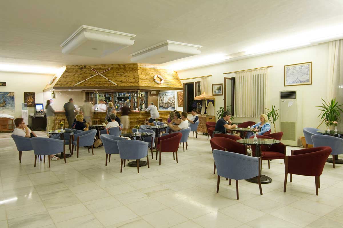 Sailor's Beach Club