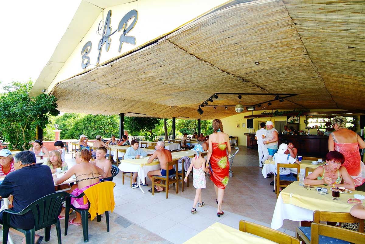 Sailor's Park Hotel