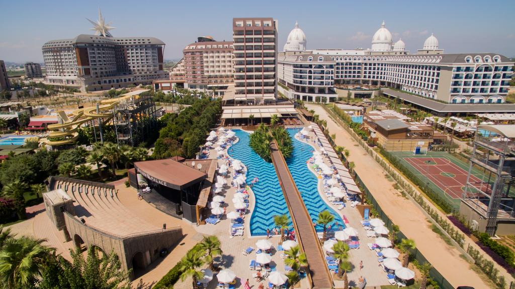 Saturn Palace Resort