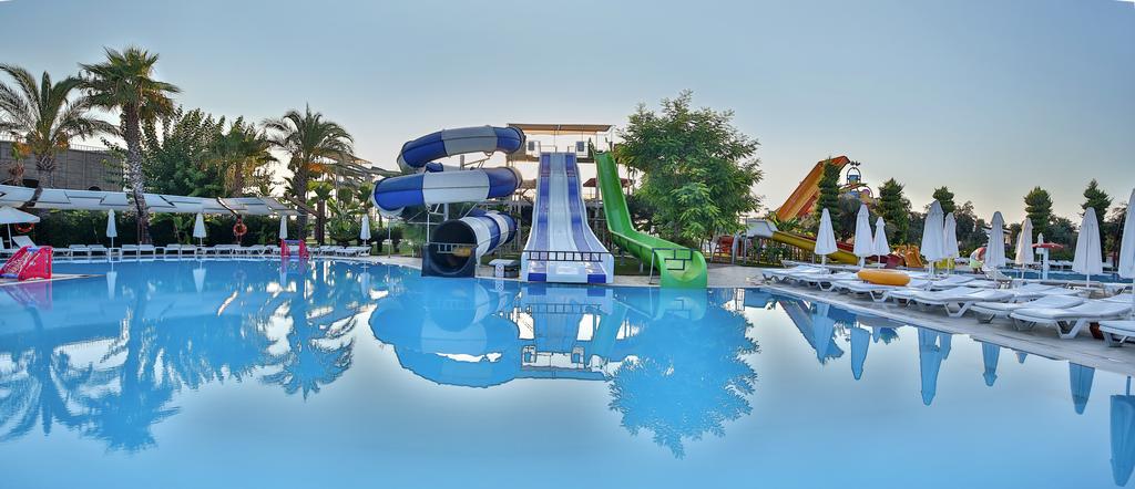 Saturn Palace Resort