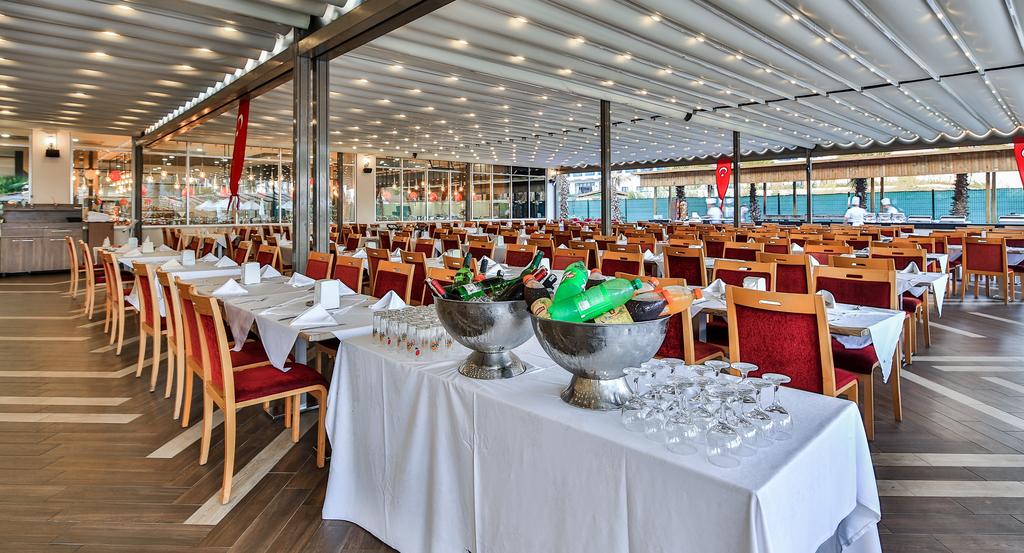 Saturn Palace Resort