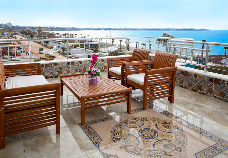 Sea Side Hotel