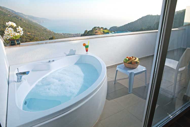 Sertil Deluxe Hotel