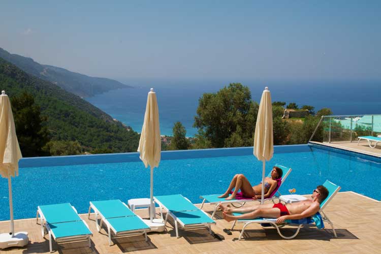 Sertil Deluxe Hotel