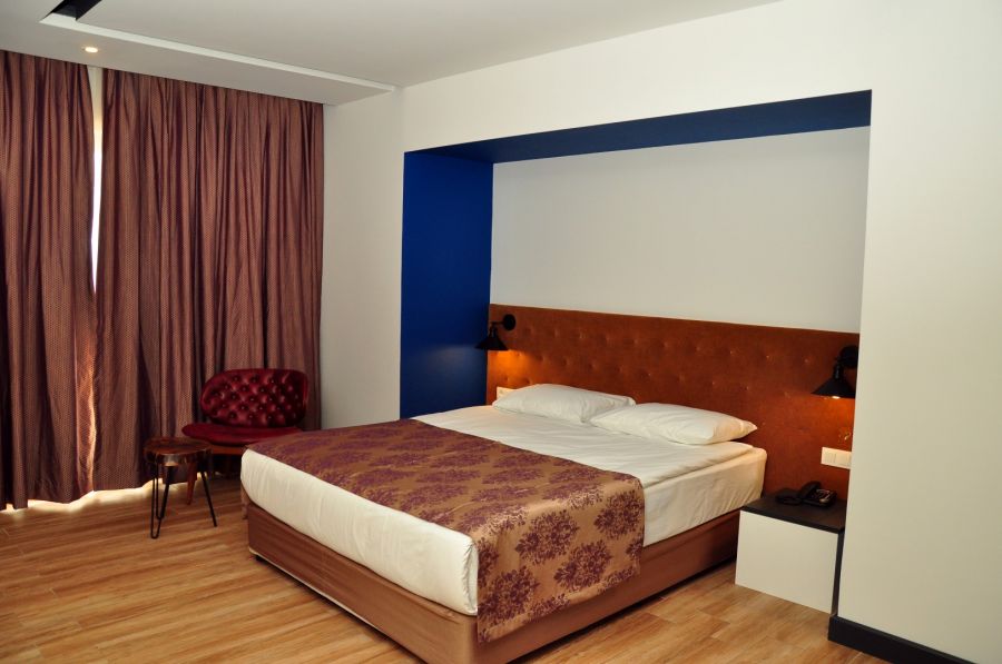 Sey Beach Hotel & Spa