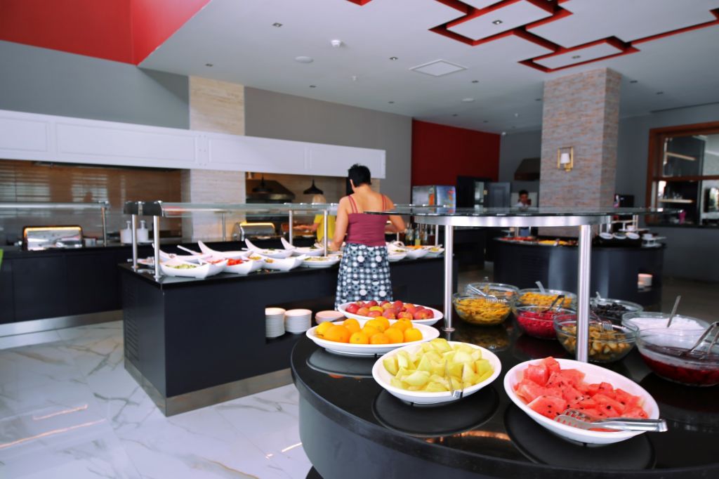 Sey Beach Hotel & Spa