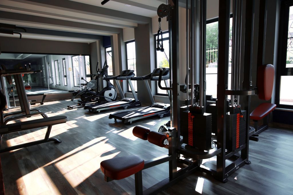 Sey Beach Hotel & Spa