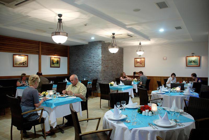 Side Brezee Hotel