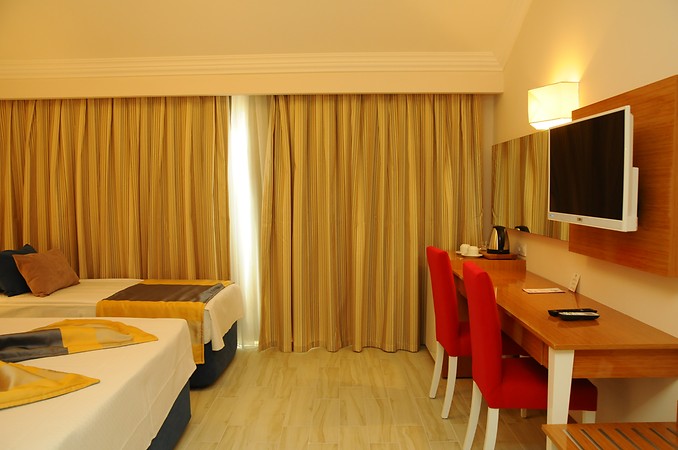 Side Rose Hotel