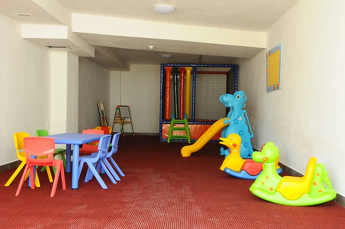 Side Rose Hotel