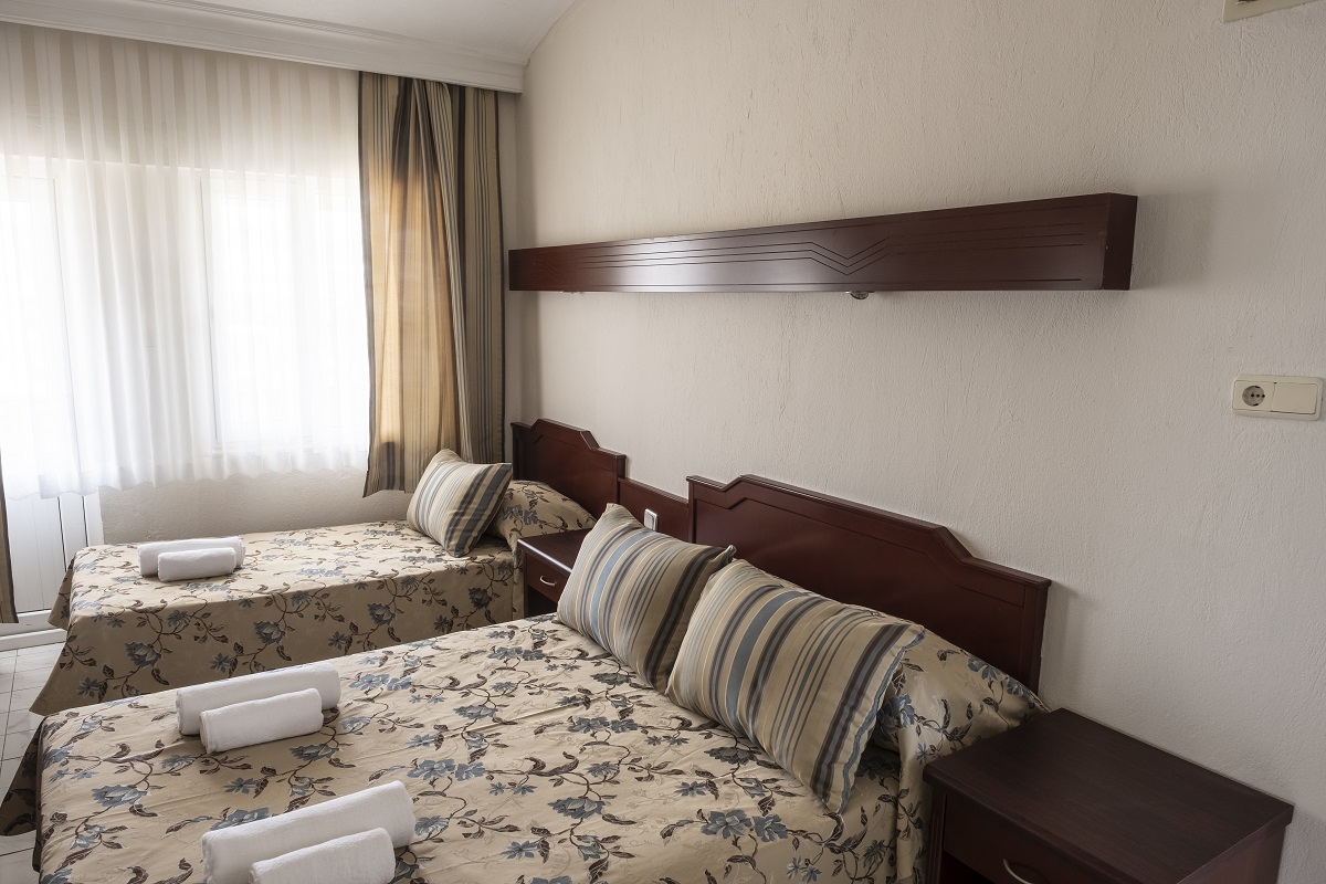 Side Spring Hotel