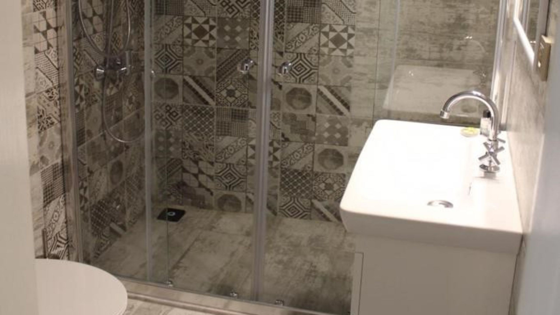 Silenos Boutique Hotel