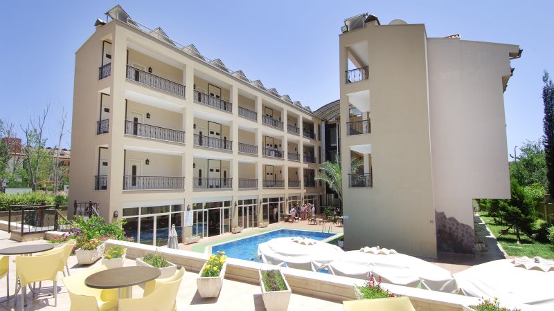 Starberry Hotel