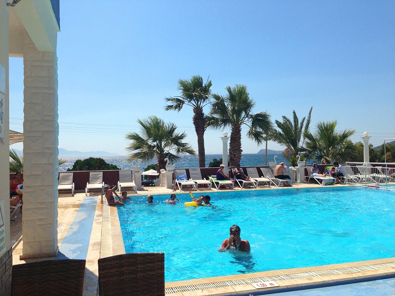 Sun And Sea Beach Hotel