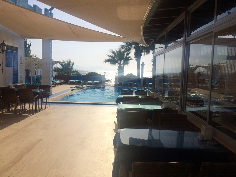 Sun And Sea Beach Hotel