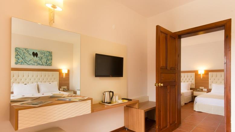 Sun City Hotel & Beach Club