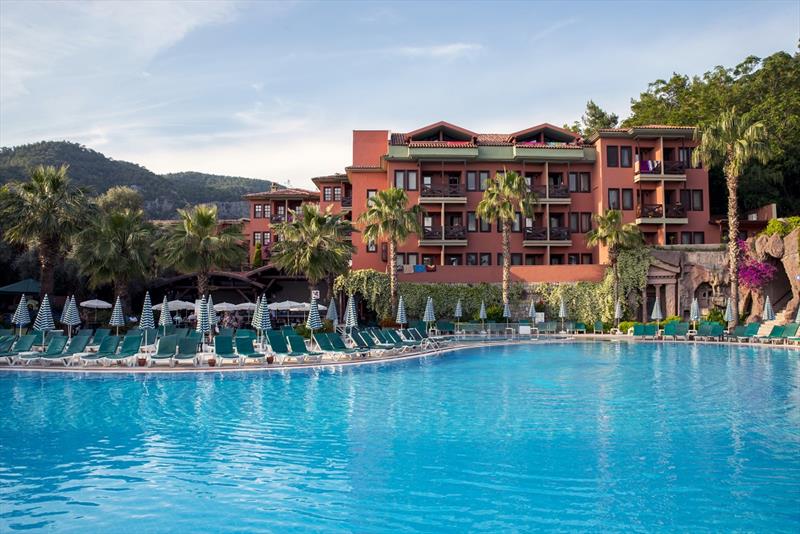 Sun City Hotel & Beach Club