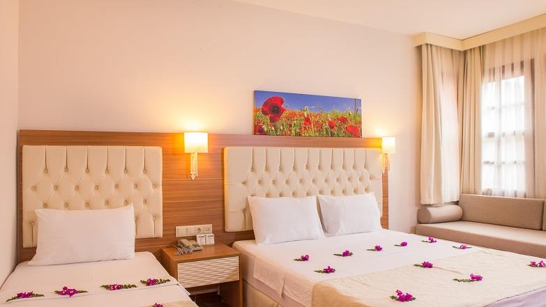 Sun City Hotel & Beach Club