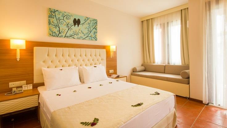 Sun City Hotel & Beach Club