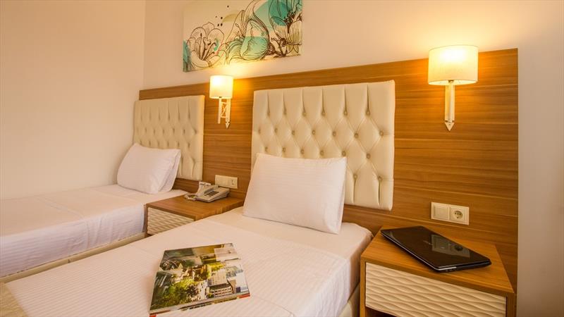 Sun City Hotel & Beach Club