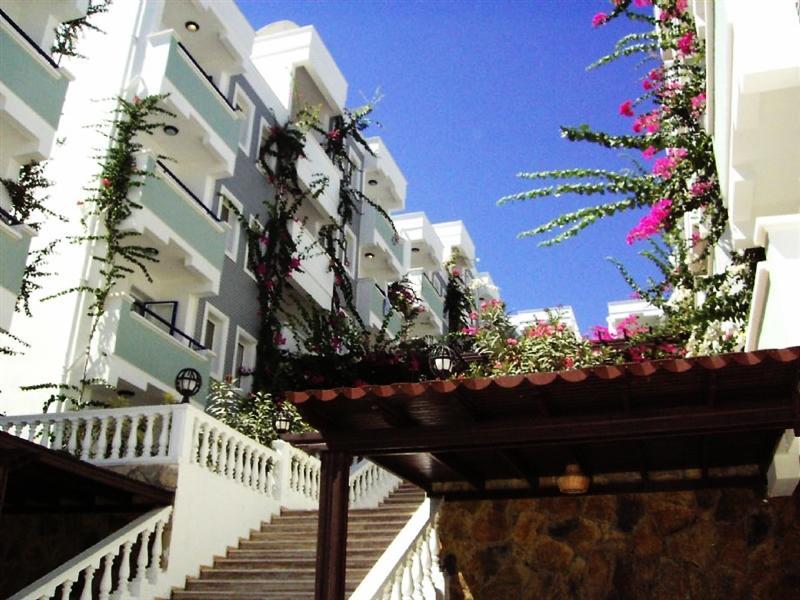 Sunpoint Family Hotel