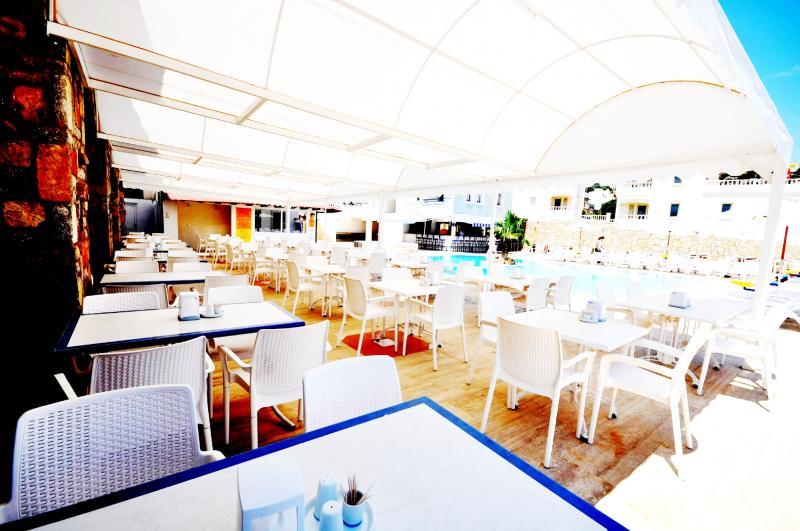 Sunpoint Family Hotel