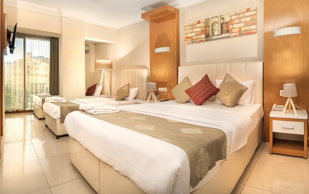 Temple Miletos Hotel