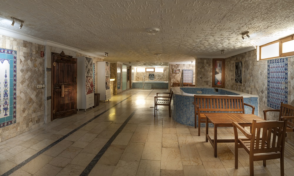 Temple Miletos Hotel