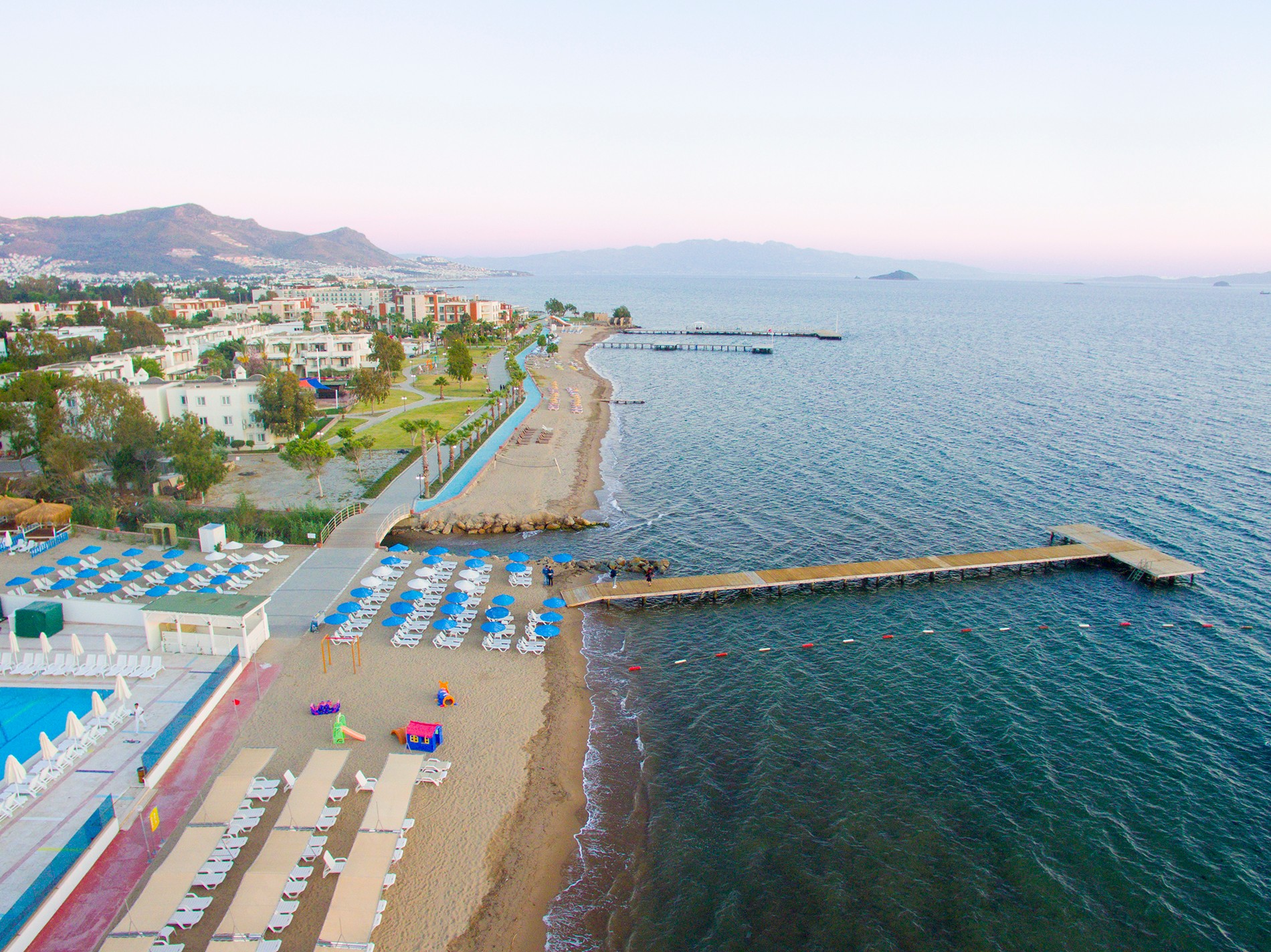 Tiana Beach Hotel