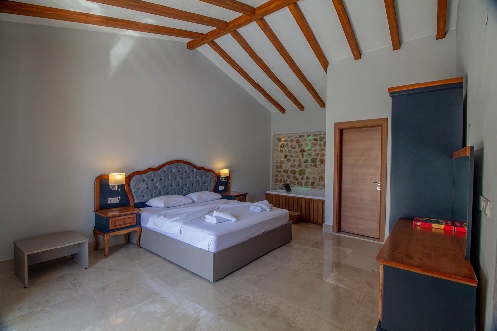Tlos Villa