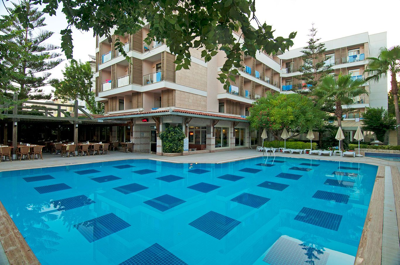 Trendy Side Beach Hotels