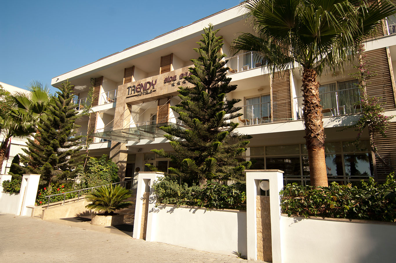 Trendy Side Beach Hotels