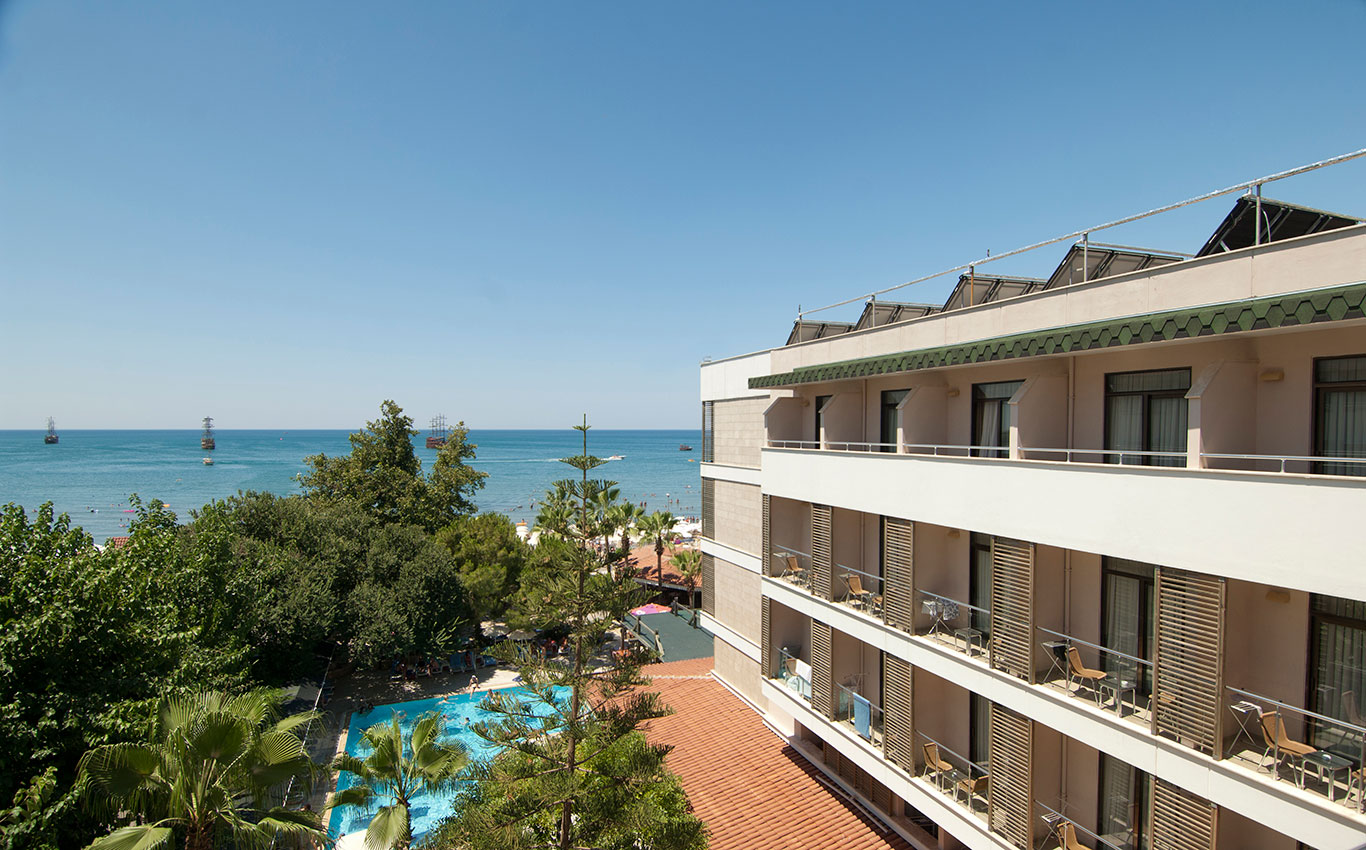 Trendy Side Beach Hotels