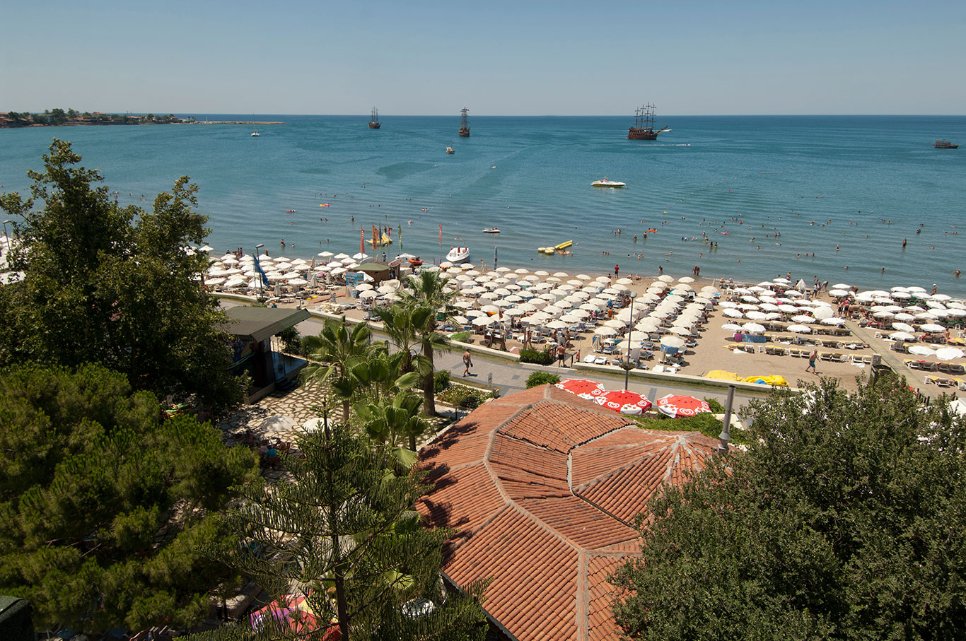 Trendy Side Beach Hotels