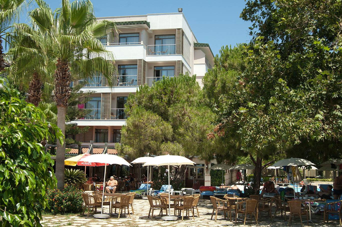 Trendy Side Beach Hotels
