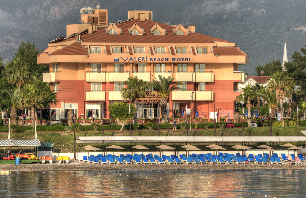 Valeri Beach Hotel