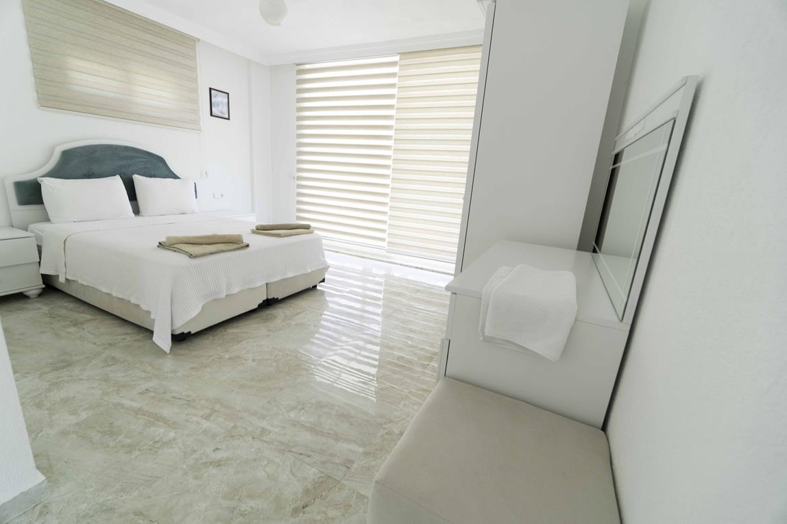 Villa Whitestone