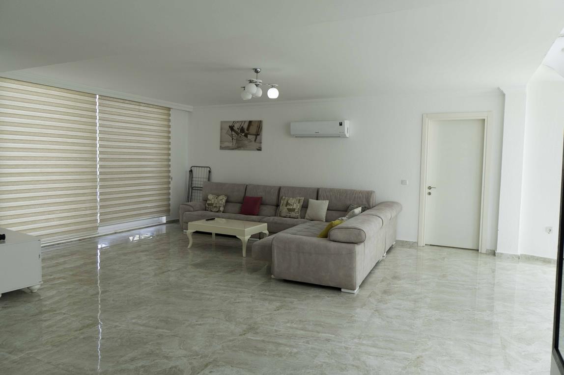 Villa Whitestone