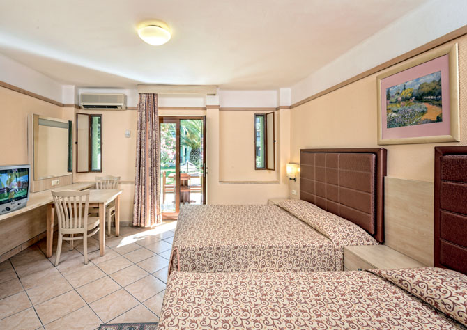 Von Resort Golden Beach