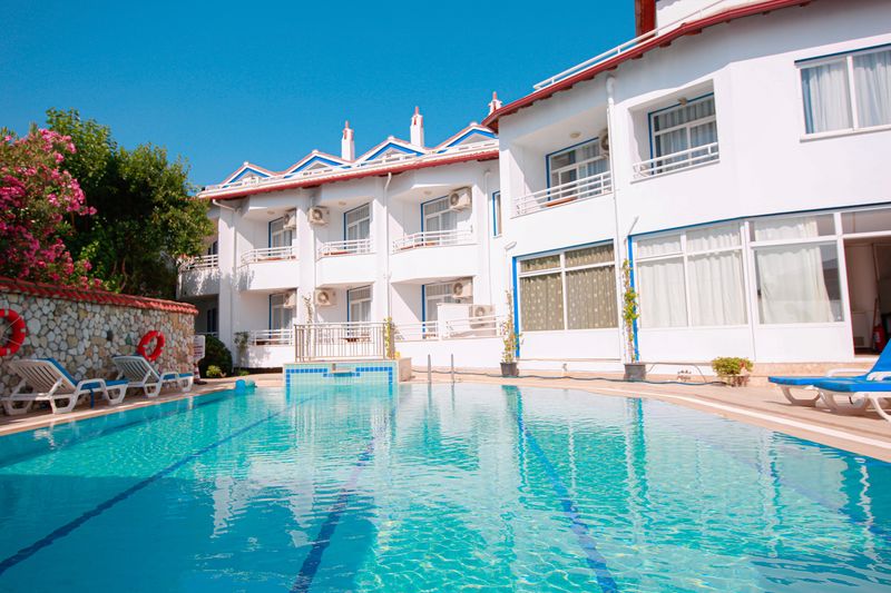 Zeybek Beach Hotel